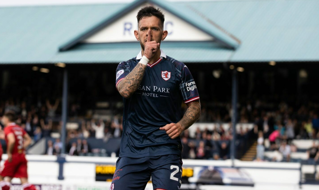 伊斯顿希望赖斯流浪者能利用"感觉良好的因素"来反映场外的进步