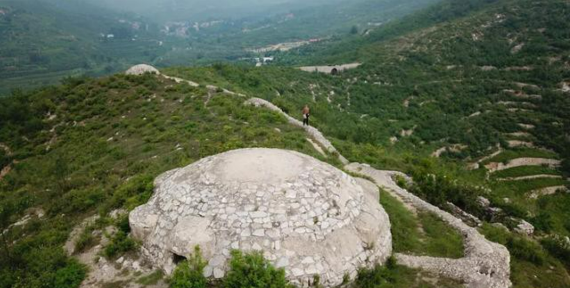 2017年,石家庄驴友登山发现蘑菇状大石头,打听得知是日军留下的
