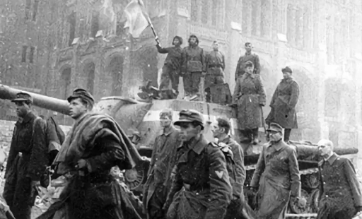 莫斯科保卫战:180万德军兵临城下,斯大林挽狂澜,打破纳粹神话