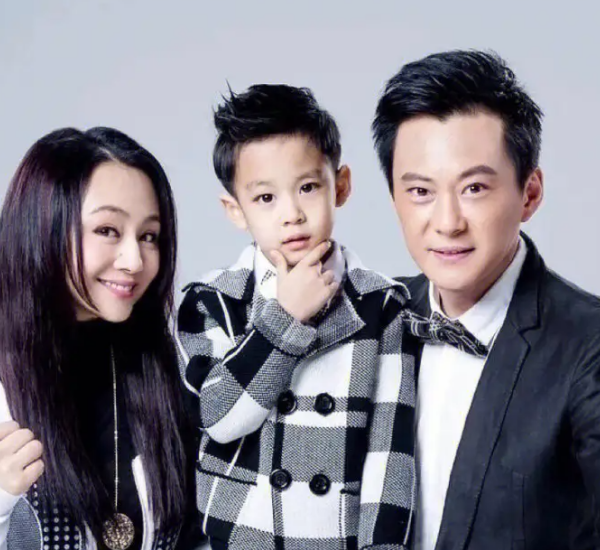 网传曹颖"下嫁"王斑,婚后为爱生子,产后一个月复出拍戏