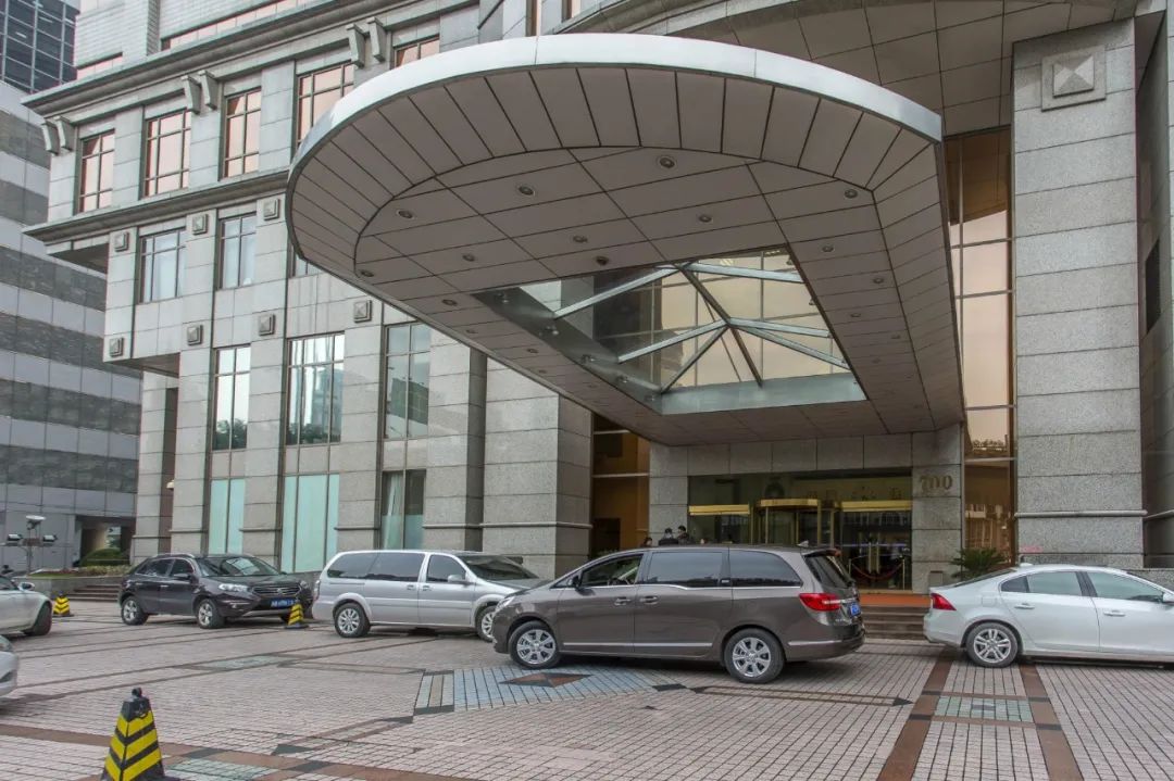 港泰广场:黄浦区的商务明珠,办公新选择