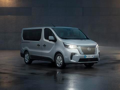 1万!2023款日产nv300亮相!配9座布局 2.0t柴油机 6at