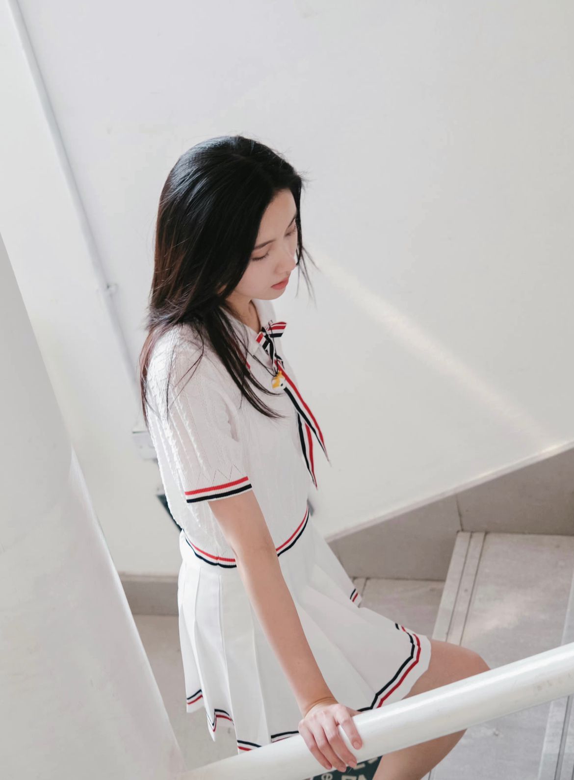 穿上制服的陈都灵,让我知道了什么才是真正的"jk"!