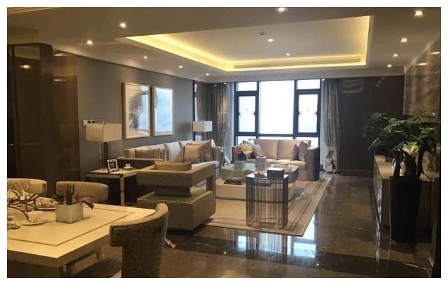 上海知名豪宅,黄晓明,刘亦菲在此置地,房价每平米27万