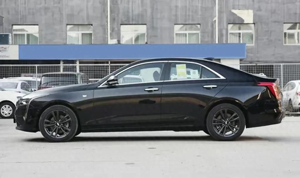 凯迪拉克ct4配2.0t 8at!亮点分析!