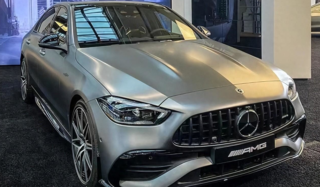 奔驰销售:全新amg c43卖60.6万!四缸2.0t,比奥迪s4贵11万