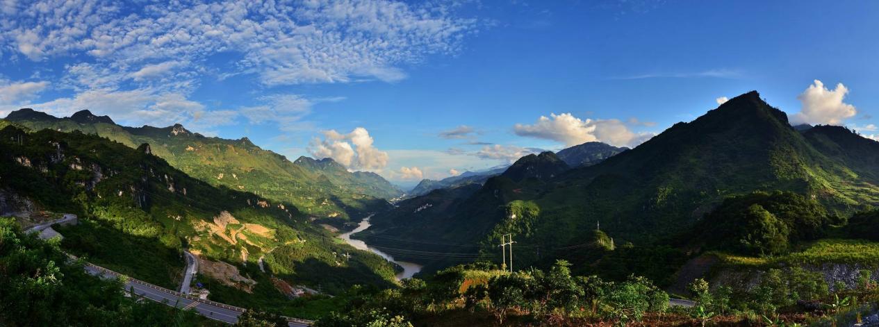 麻栗坡老山风景区图片图片