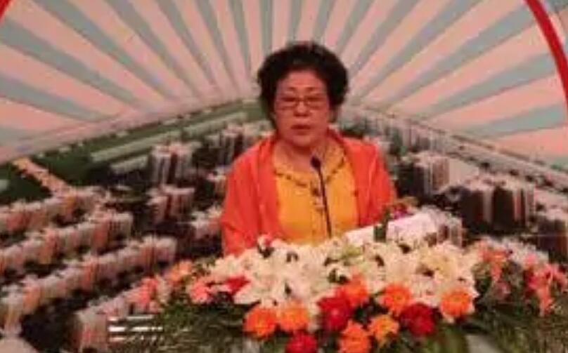 案例:"美女贪官"张双娥:小官巨贪典型,名下房产36套