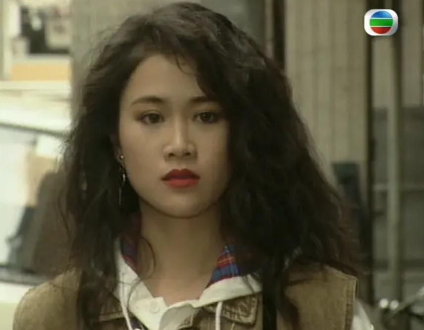 53岁梁小冰复出,曾和陈法蓉互撕疑遭孤立,嫁"渣男"却幸福至今