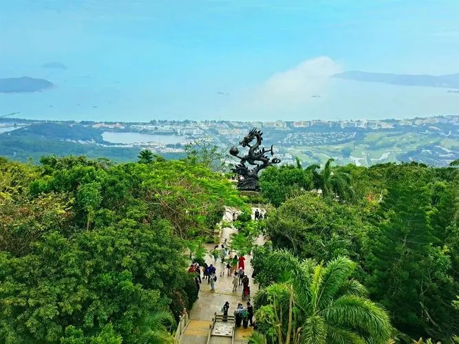 海南十大景点排行:第一亚龙湾,第二分界洲,第三南山文化旅游区