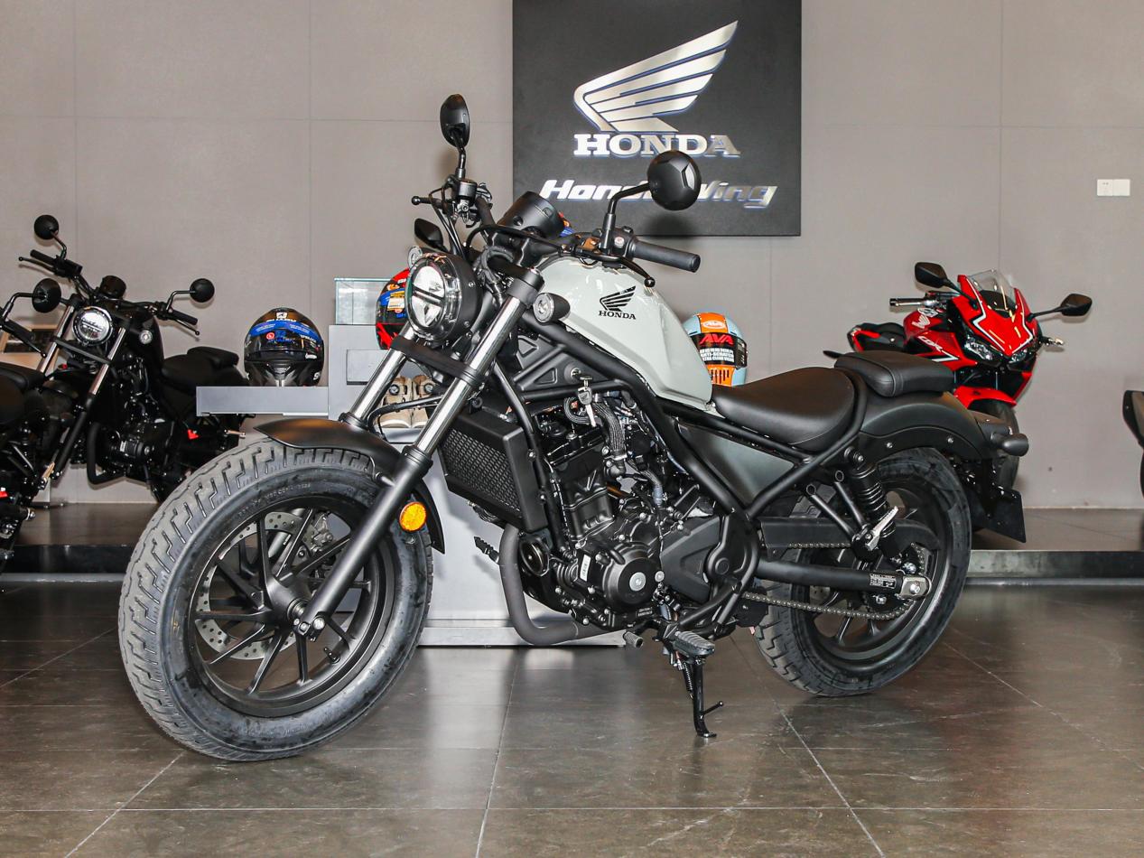 热门摩托车鉴赏,本田wing,cm300