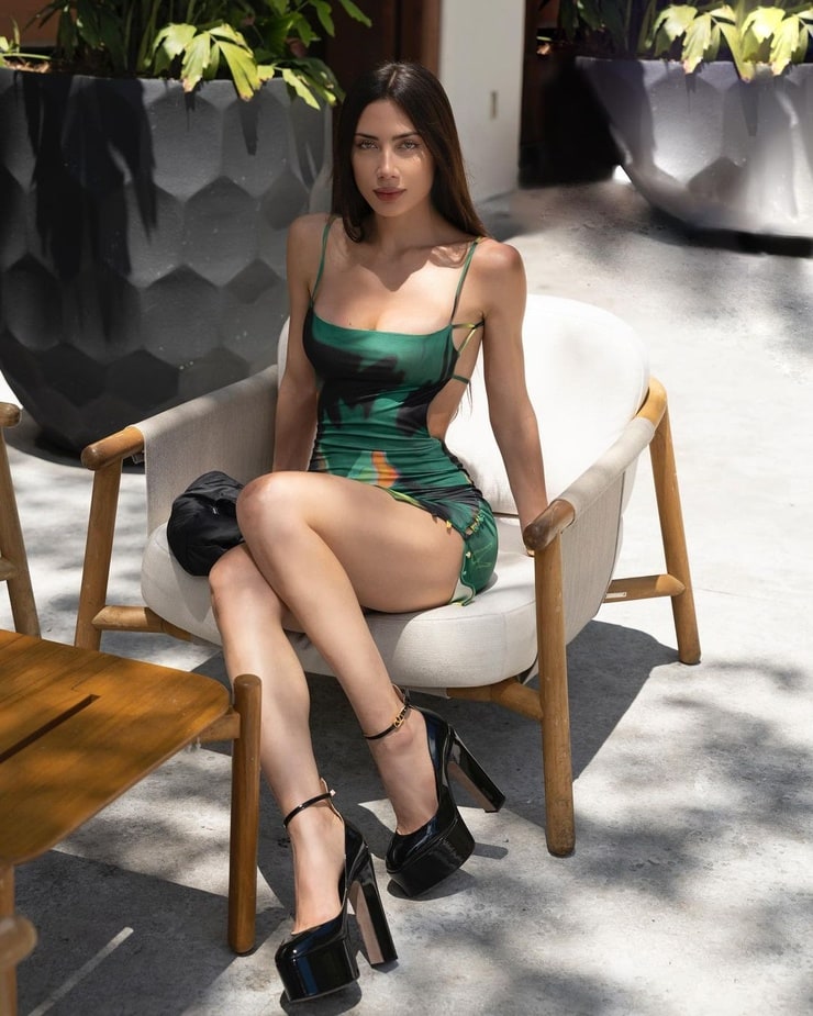 模特georgina mazzeo,身材性感,火辣,时尚气质,迷人