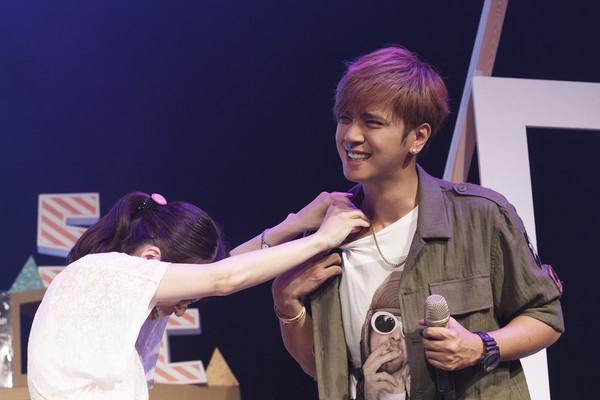 罗志祥以女装形象出道,娇羞扭动不似常人,录新歌无人问津