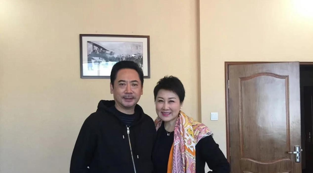 演员刘劲:娶初恋胡艳萍,忙于拍戏,回家不爱说话被妻子埋怨