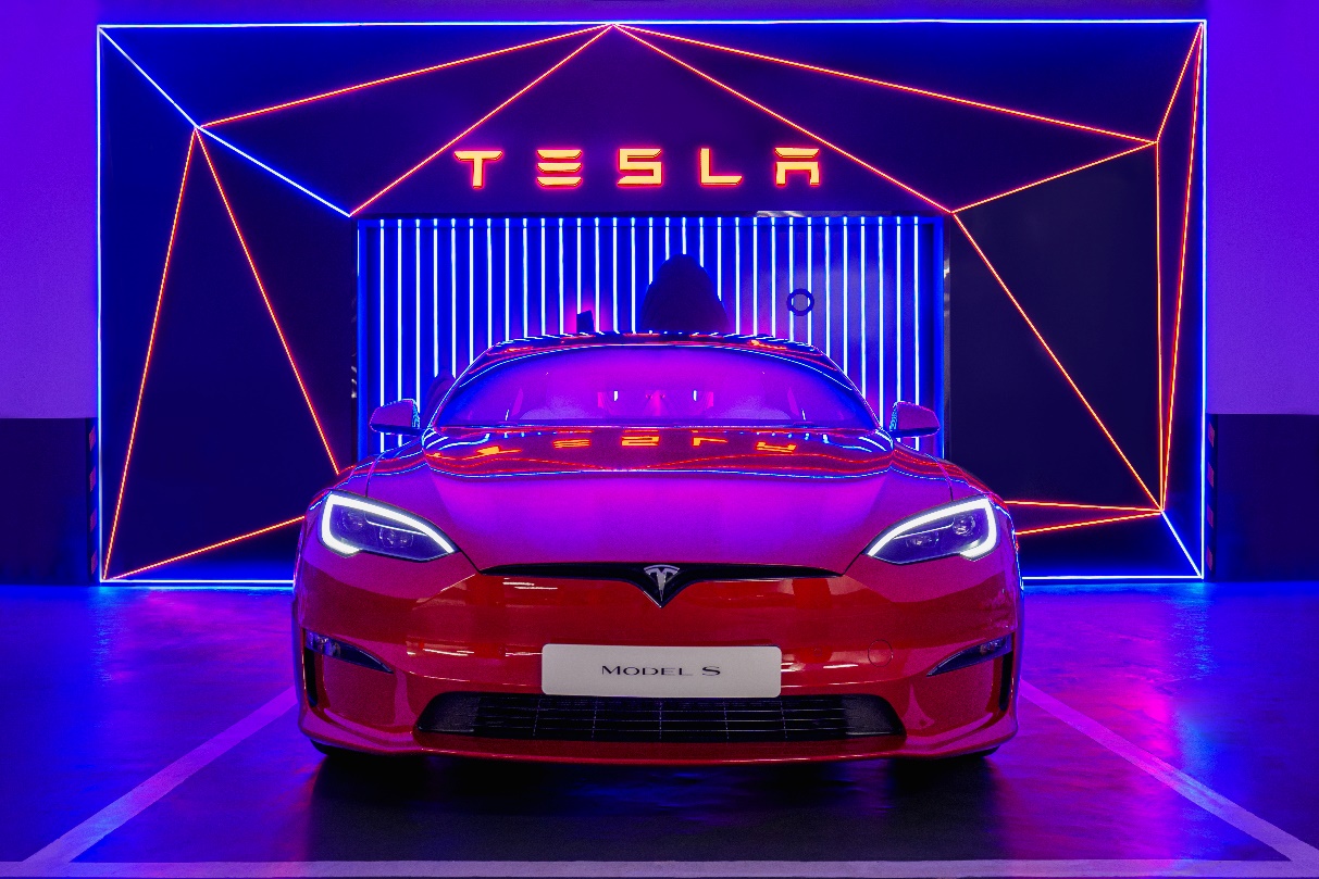 南宁市民独享!赏特斯拉model s plaid,领大额购车消费券