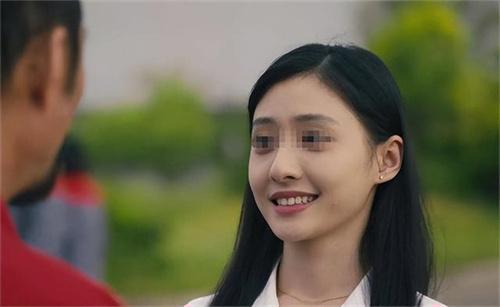 95年邵苗苗走下法庭,含泪与母亲告别后被押法场,枪毙前表情镇定