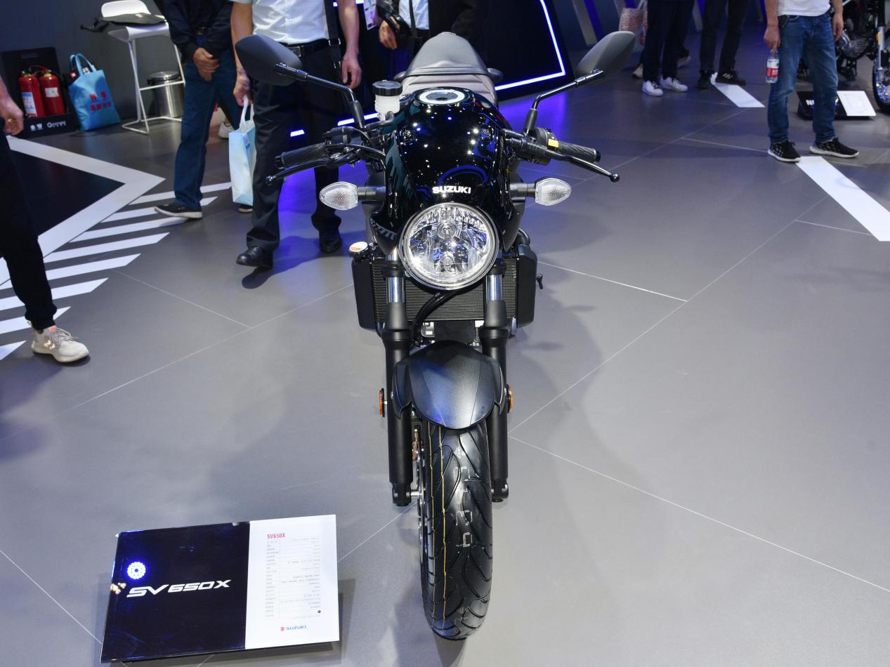 热门摩托车鉴赏,铃木,sv650￥85,800-92,800