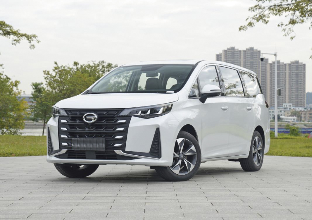 (关键词:水冷中冷器,1400转/分,l2级驾驶辅助)2023款广汽传祺m6 pro起