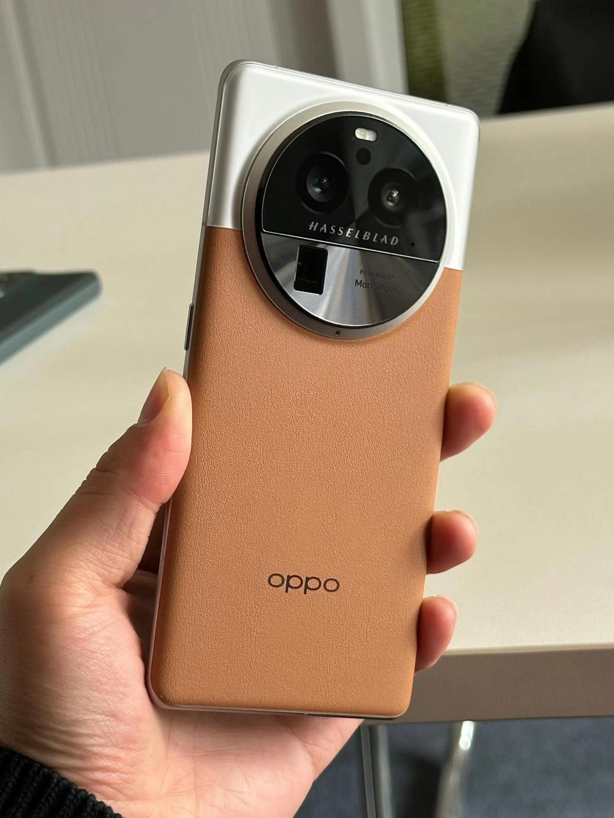 按照现在的水准定位看华为mate系列华为p系列oppo find x系列小米