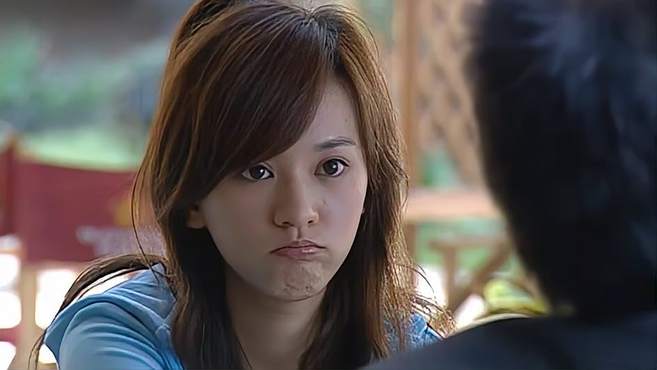 陈意涵甜美长相的背后:情事混乱,直言与前男友玩"交换"游戏