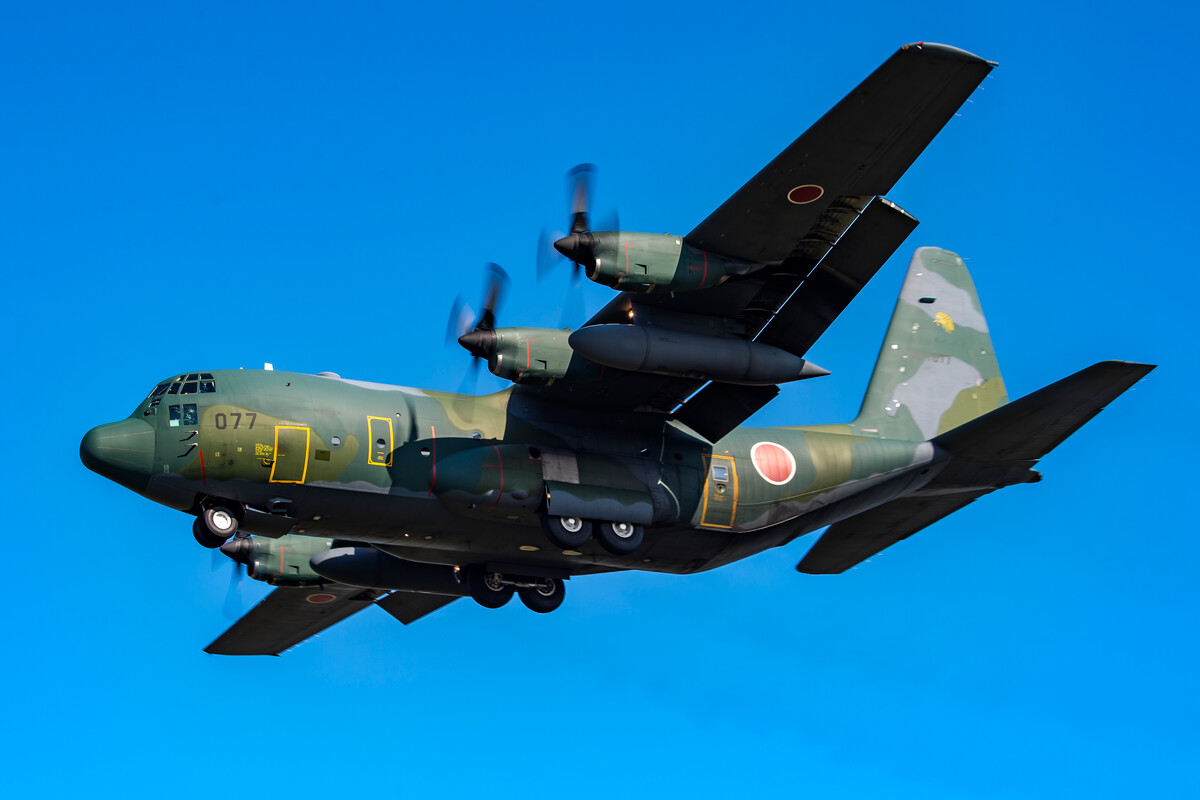 日本高调参与北约军演,引入北约力量对付中国,中方表态掷地有声