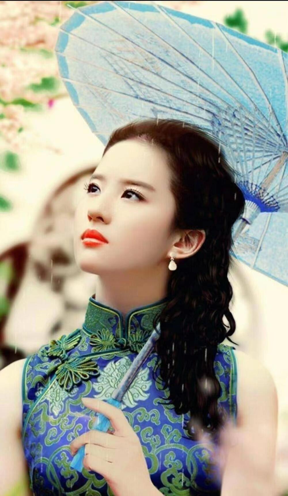 刘亦菲的"旗袍"造型,刷新了我对她"美貌"的认知!