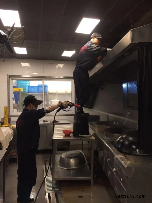 中成伟业三效智能厨房-商用厨房设备怎么维护清洁?