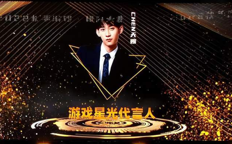 王者荣耀主播天赐成为星光代言人,辣辣白色晚礼服吸睛无数