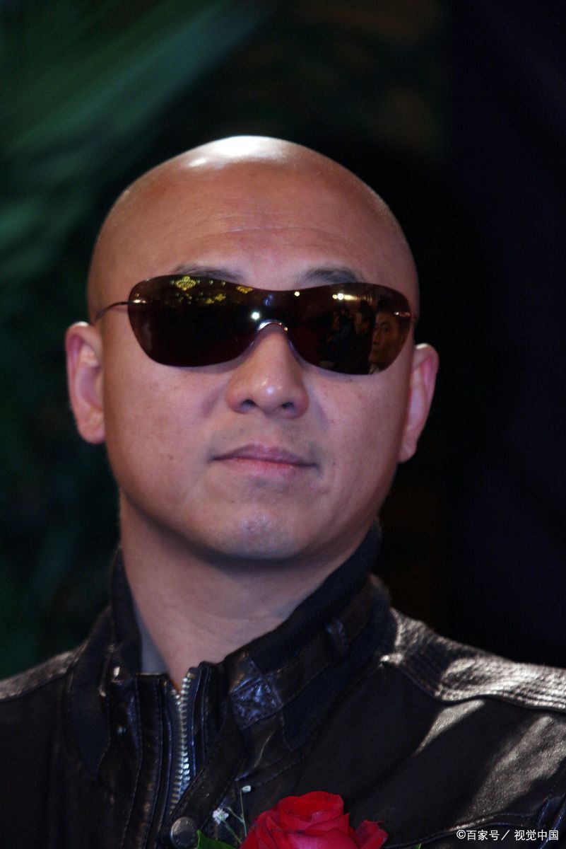 零点乐队主唱周晓鸥从主唱到演员的转型之路