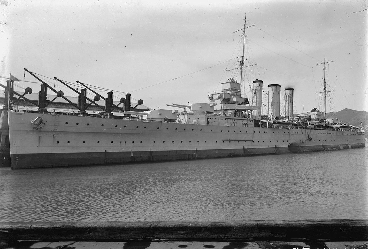 二战时期澳大利亚海军——"肯特"级重巡洋舰澳大利亚和堪培拉号