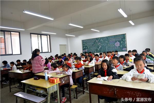 富源老厂马街罗彪小学900余名师生的幸福生活