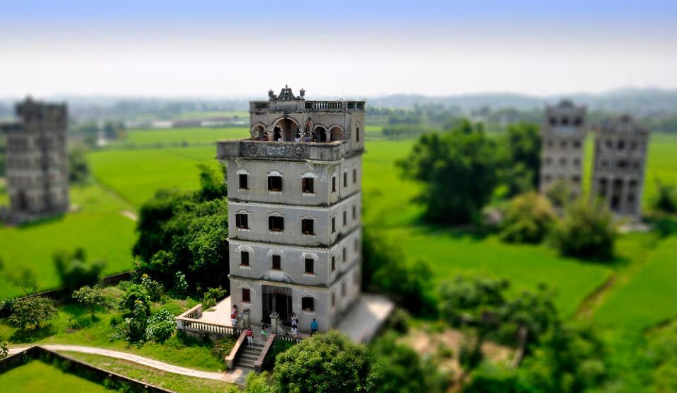 旗袍舞动世遗,五邑碉楼展风姿