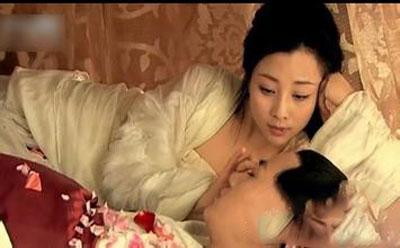 对比"后宫佳丽3000",只有4个人的后宫算是"淫乱不堪"吗?