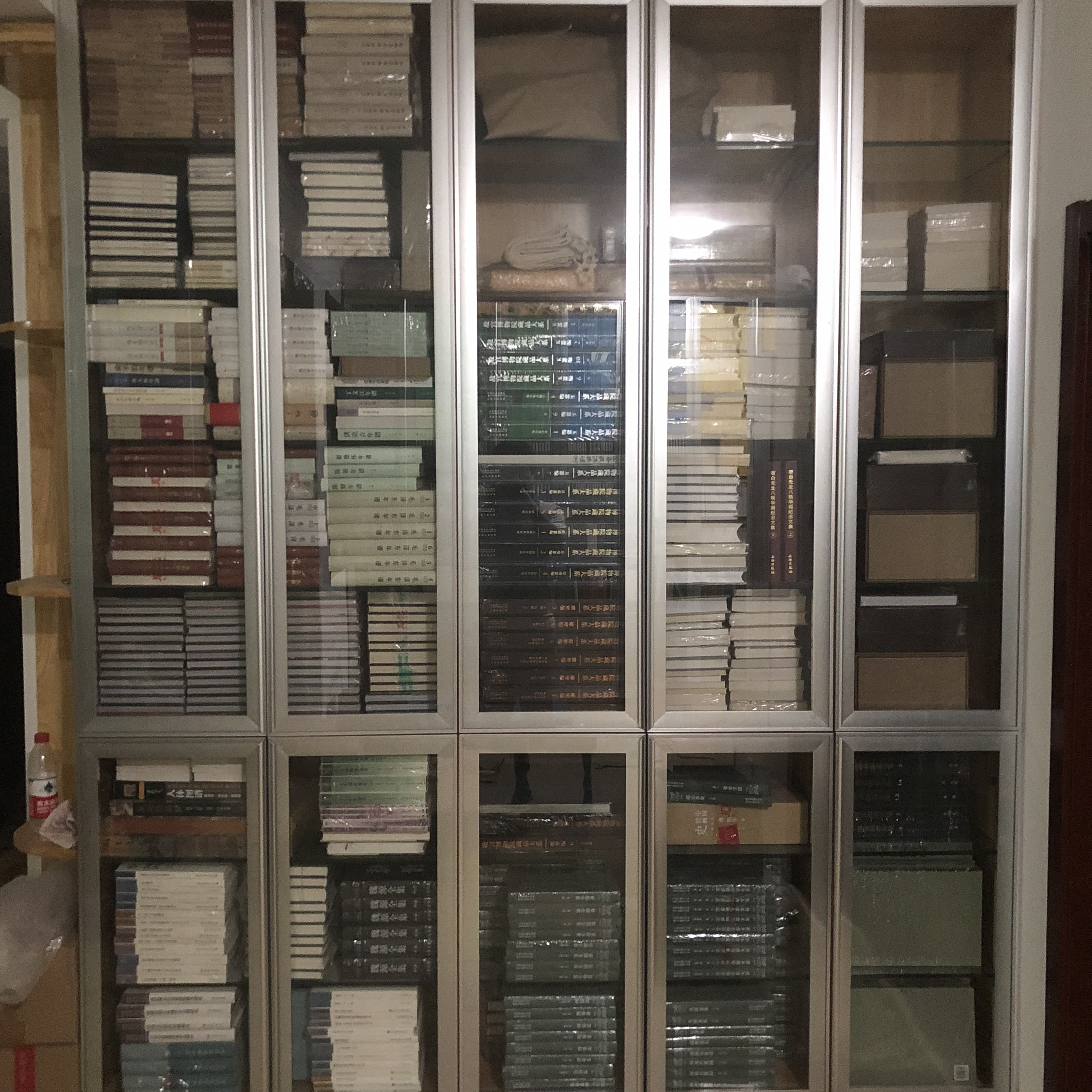 唐朝鬼事:荒村客栈老板喜得美丽儿媳,却让儿子