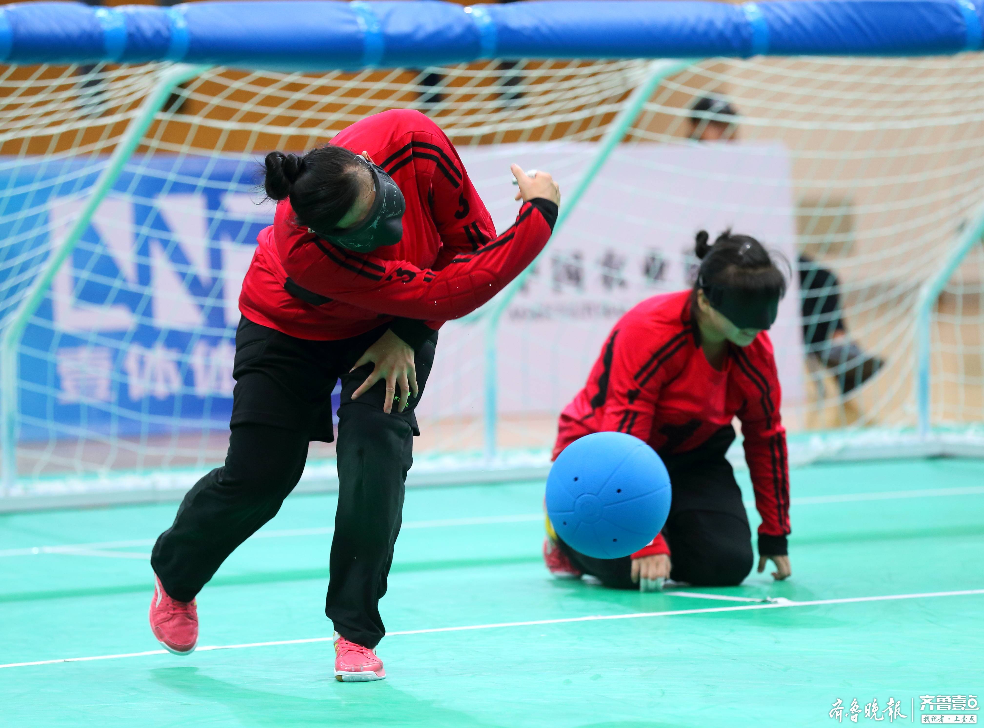 全国残运会盲人女子门球比赛:在黑暗中绽放的"玫瑰"