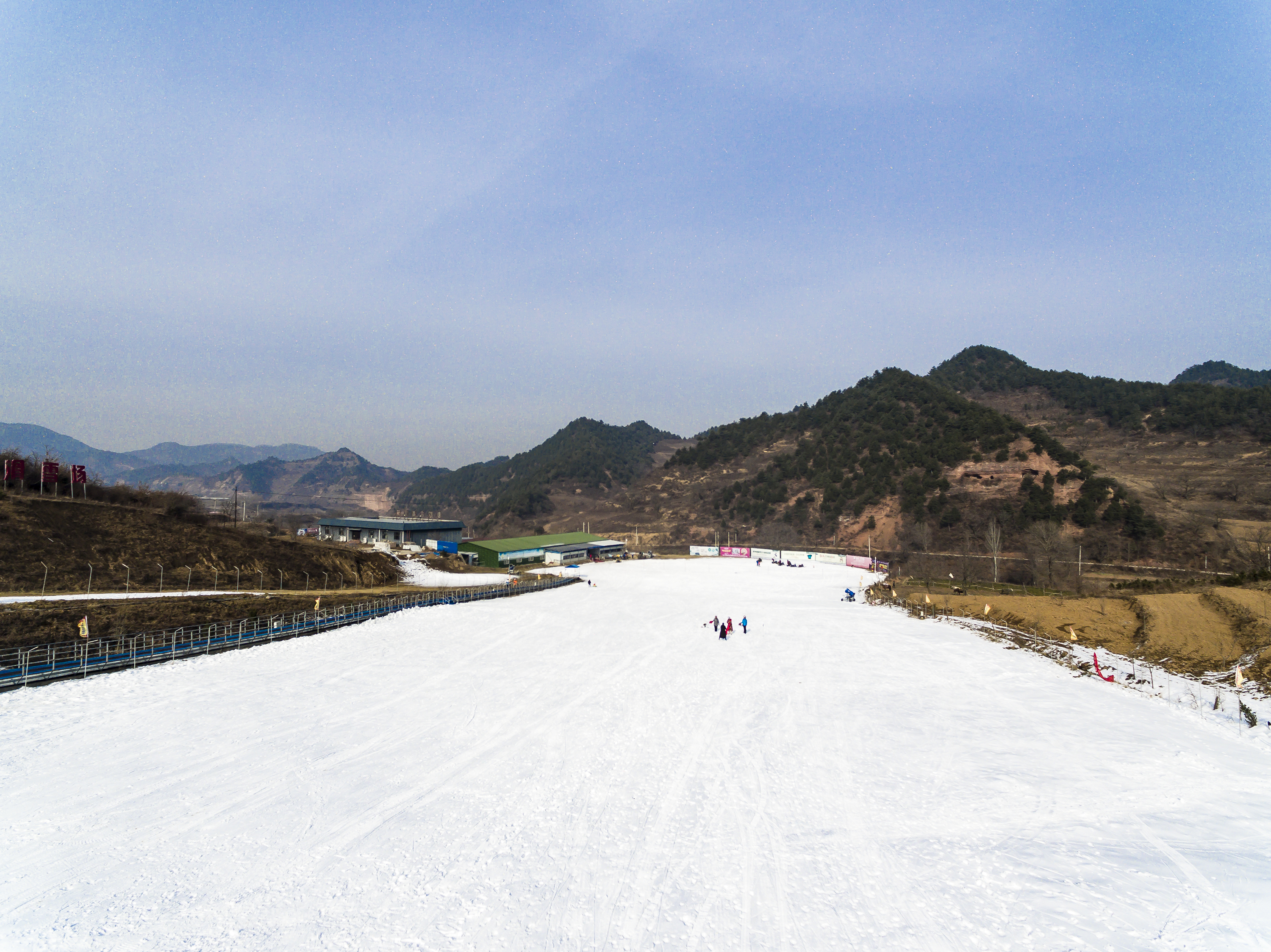 我在麦积山滑雪场玩了一把疯狂滑雪圈