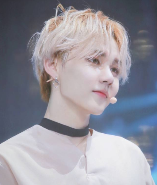 李权哲阳光可爱,努力拼搏的形象深入人心,你喜欢他吗?