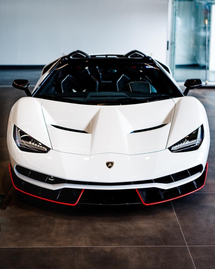 lamborghini centenario lp770-4 roadster 敞篷硬顶各限量20台