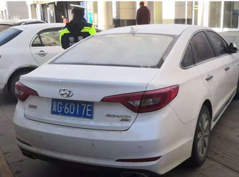 v117 车辆类型:小型轿车 违法停车时间:2018-11-13 车辆牌号:冀g6017e