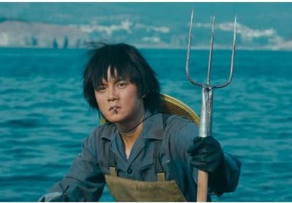 《夏洛特烦恼》袁华的区长父亲,是因为《西虹市首富》沈腾才死的