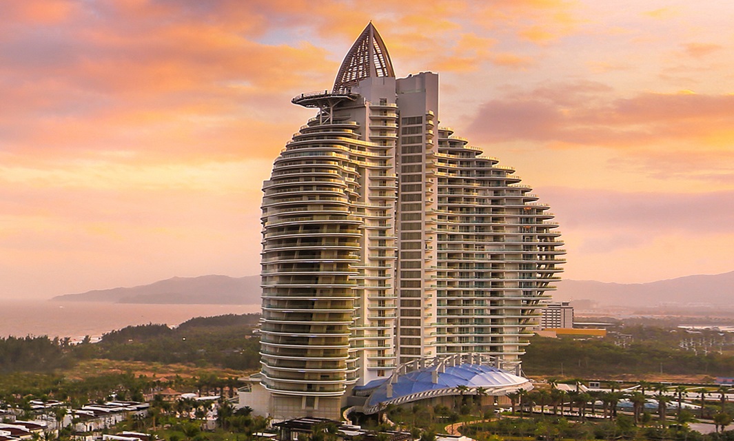 我国最顶级的"七星酒店",造价接近40个亿,游客可以坐飞机入住