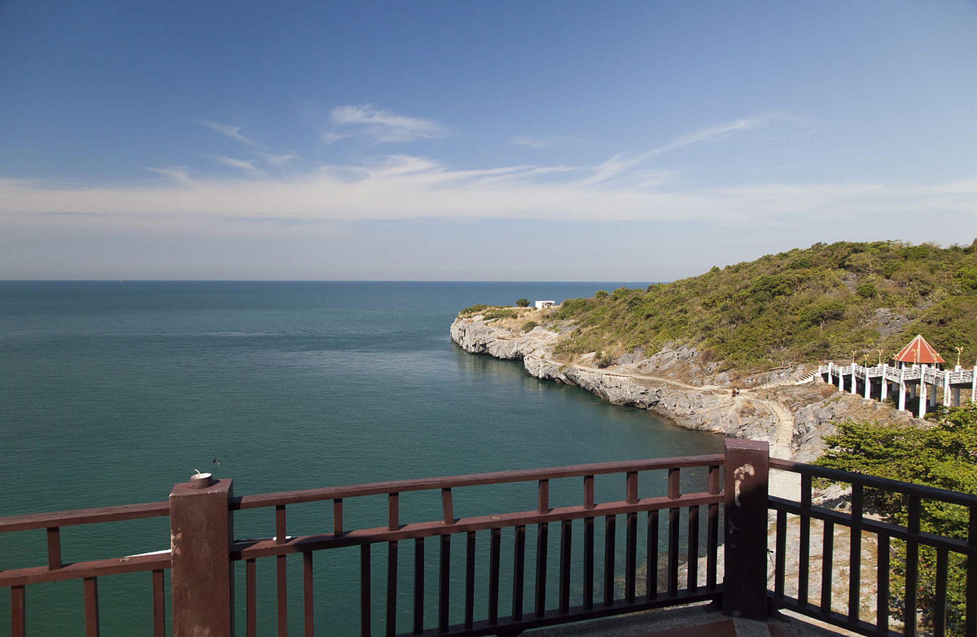 镜头里的春天# 春游大连棒棰岛风景区,宛如置身于一幅天然的画卷之中