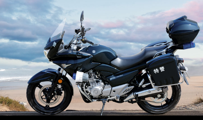 名称	骊驰警用版 型号	gw250j-h 类型	公务车 品牌	豪爵铃木