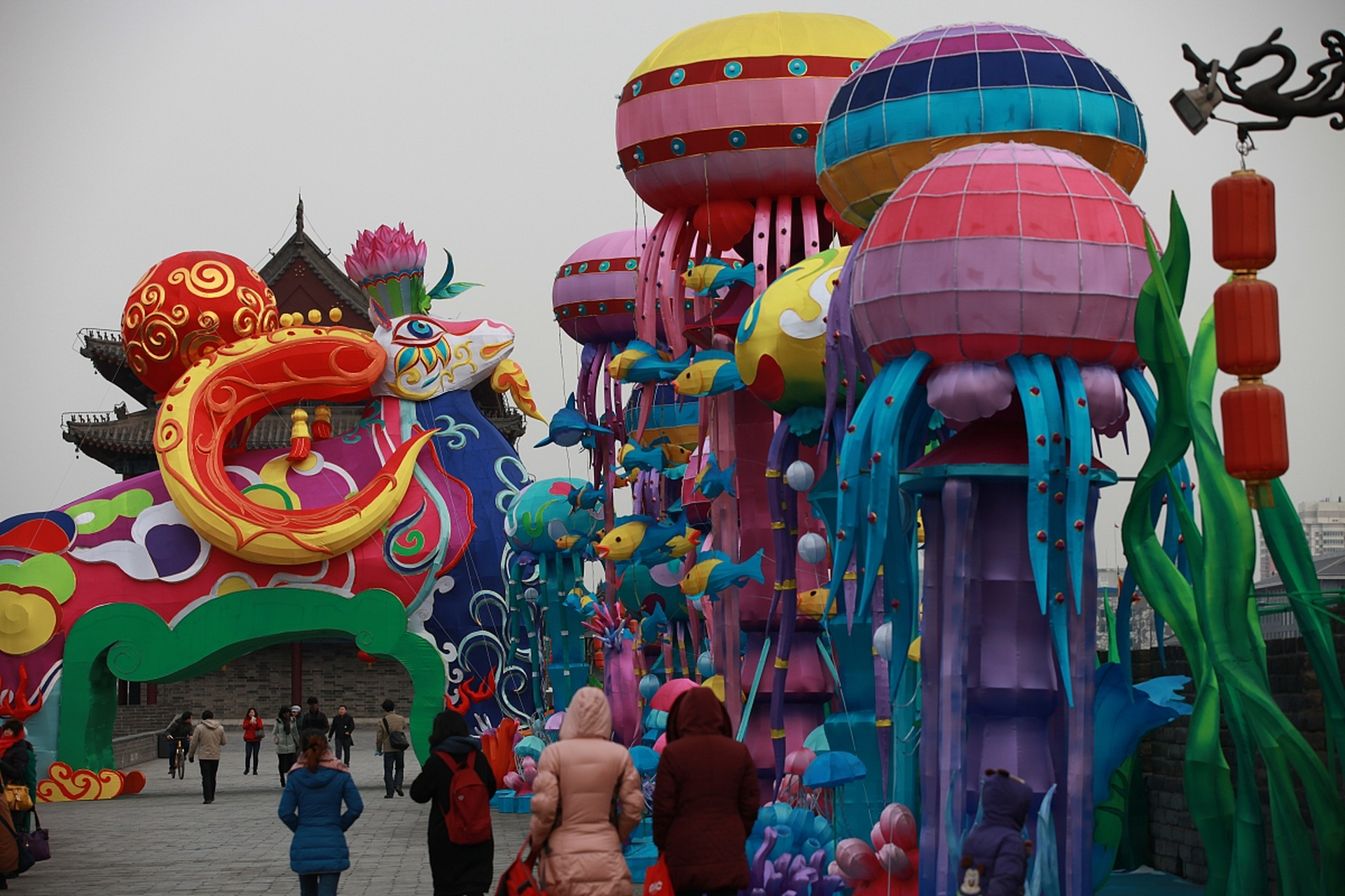 来杭州烂苹果乐园,全家都能嗨翻天!