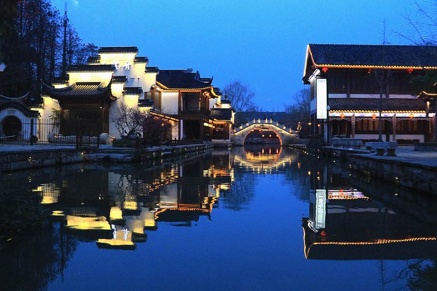 江南随笔:桨声灯影里的秦淮河