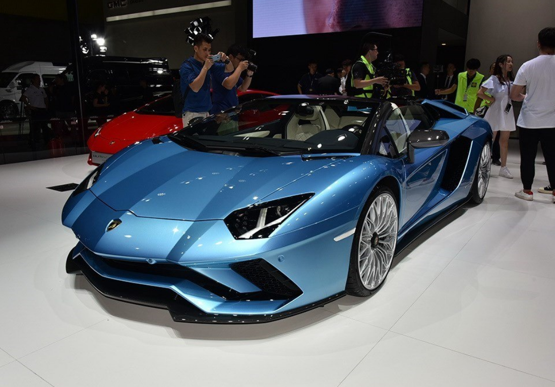 浅读解析兰博基尼aventador的外观