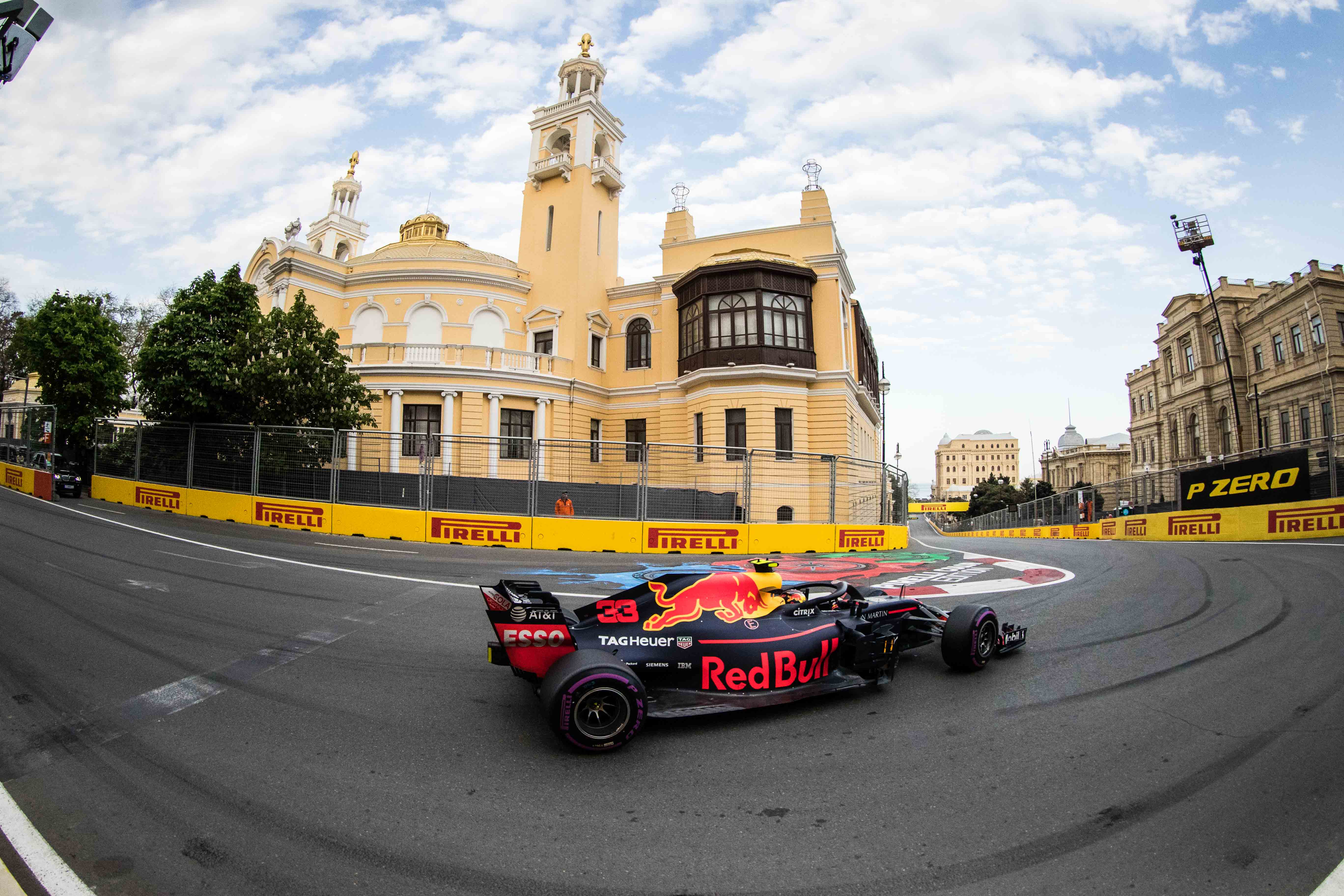 赛车——f1阿塞拜疆站排位赛赛况(9)