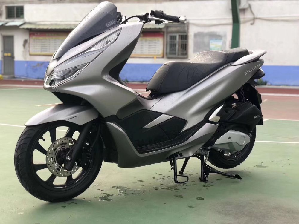 小排量進口踏板車,153cc水冷電噴,標配abs,2.38萬元