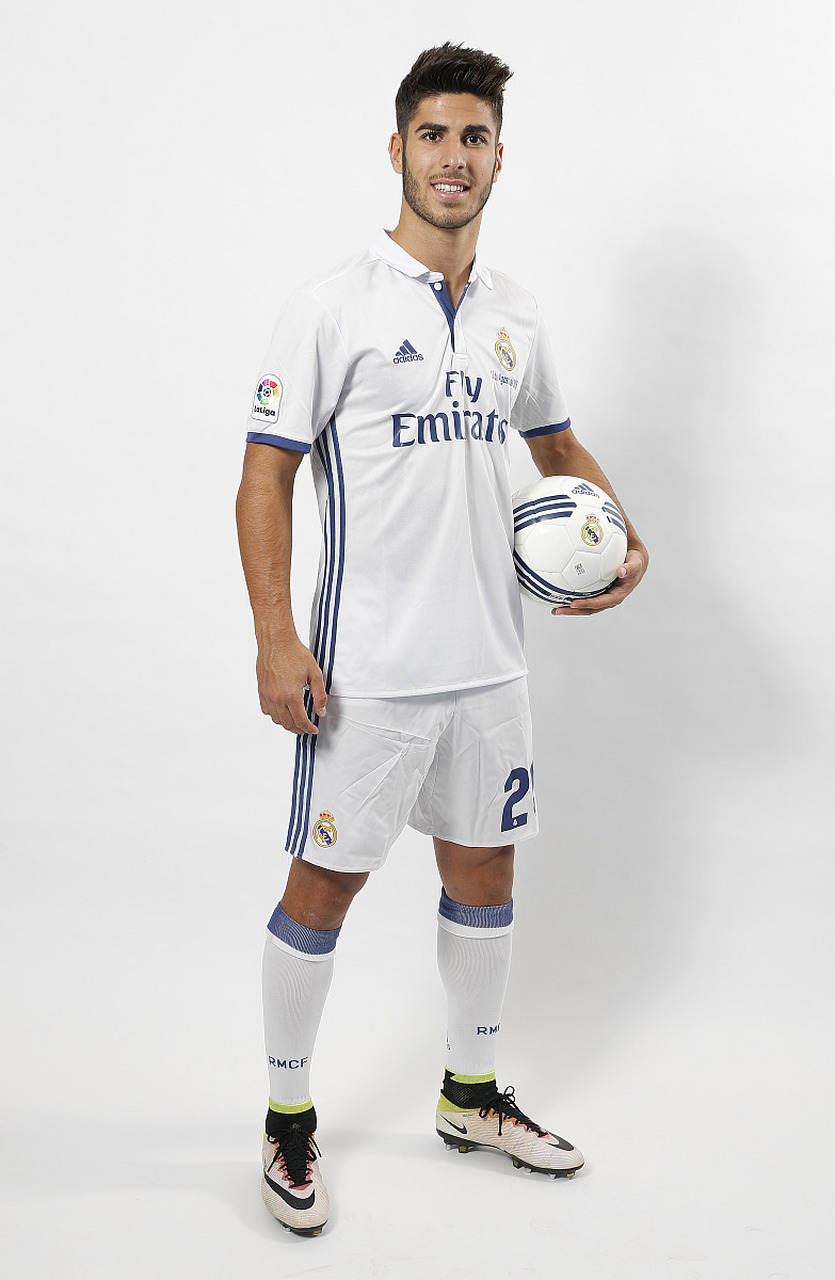 外媒消息,阿森西奥感觉到肌肉不适,将缺席皇马vs开罗国民的世俱杯半