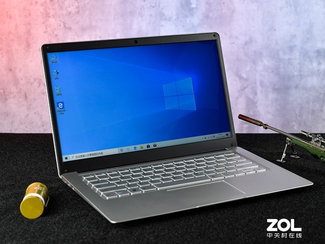 家庭轻娱乐之选 中柏ezbook s5笔记本评测